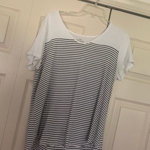 hollister black and white striped tee
